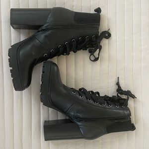 Steven Madden Latch boots